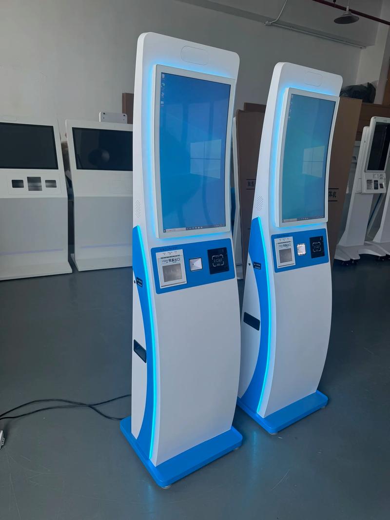 曲面叫號機排隊機.#排隊機 #叫號機 #排隊系統 #叫號系統 - 抖音